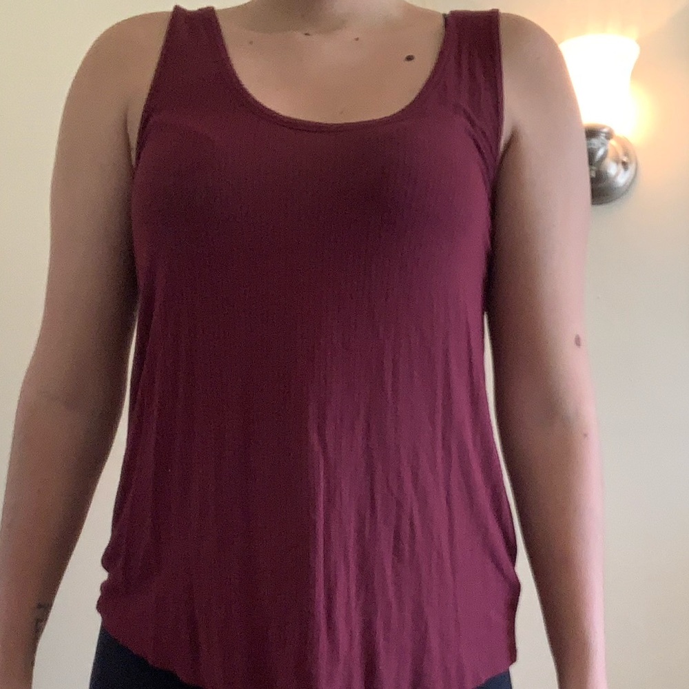 Maroon American Eagle tank top